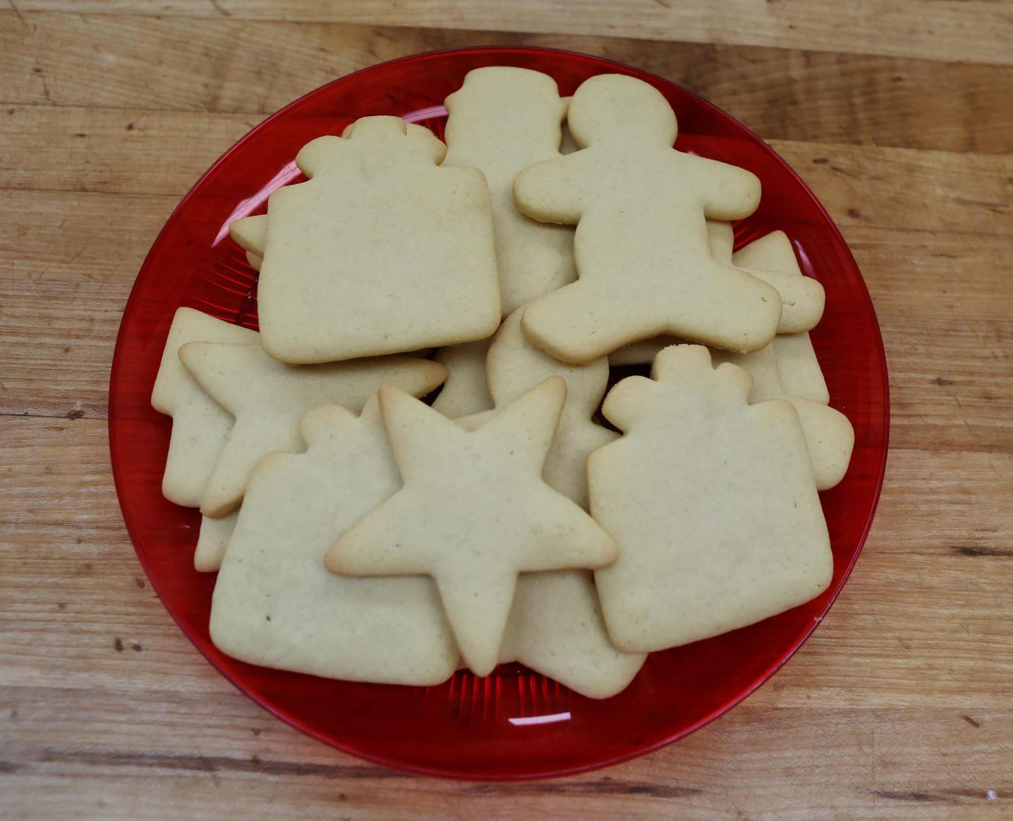 https://montgomerybakehouse.com/wp-content/uploads/2018/11/small-undecorated-christmas-cut-out.jpg