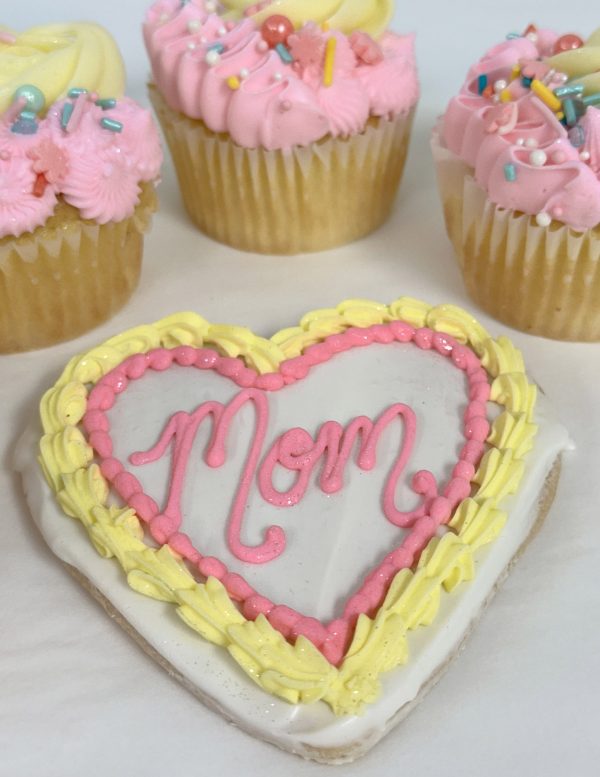 Mother's Day Decorated Cookie