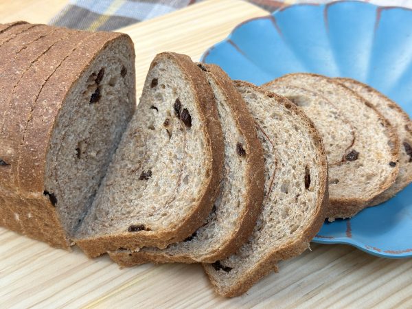 Regenerative Whole-Wheat Cinnamon & Raisin Bread